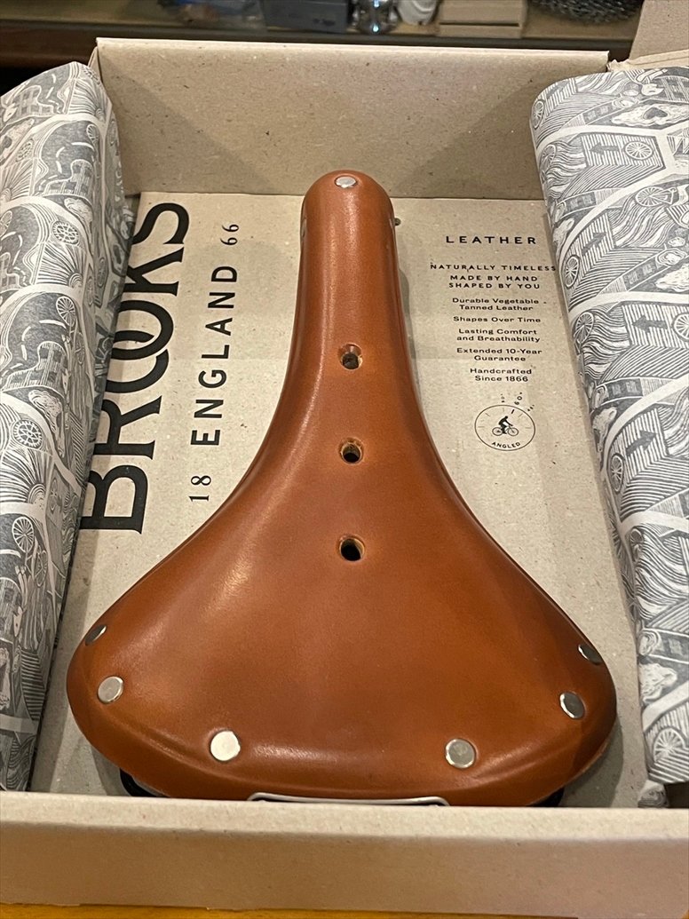 BROOKS[ブルックス]レザーサドル・B17 STANDARD CLASSIC