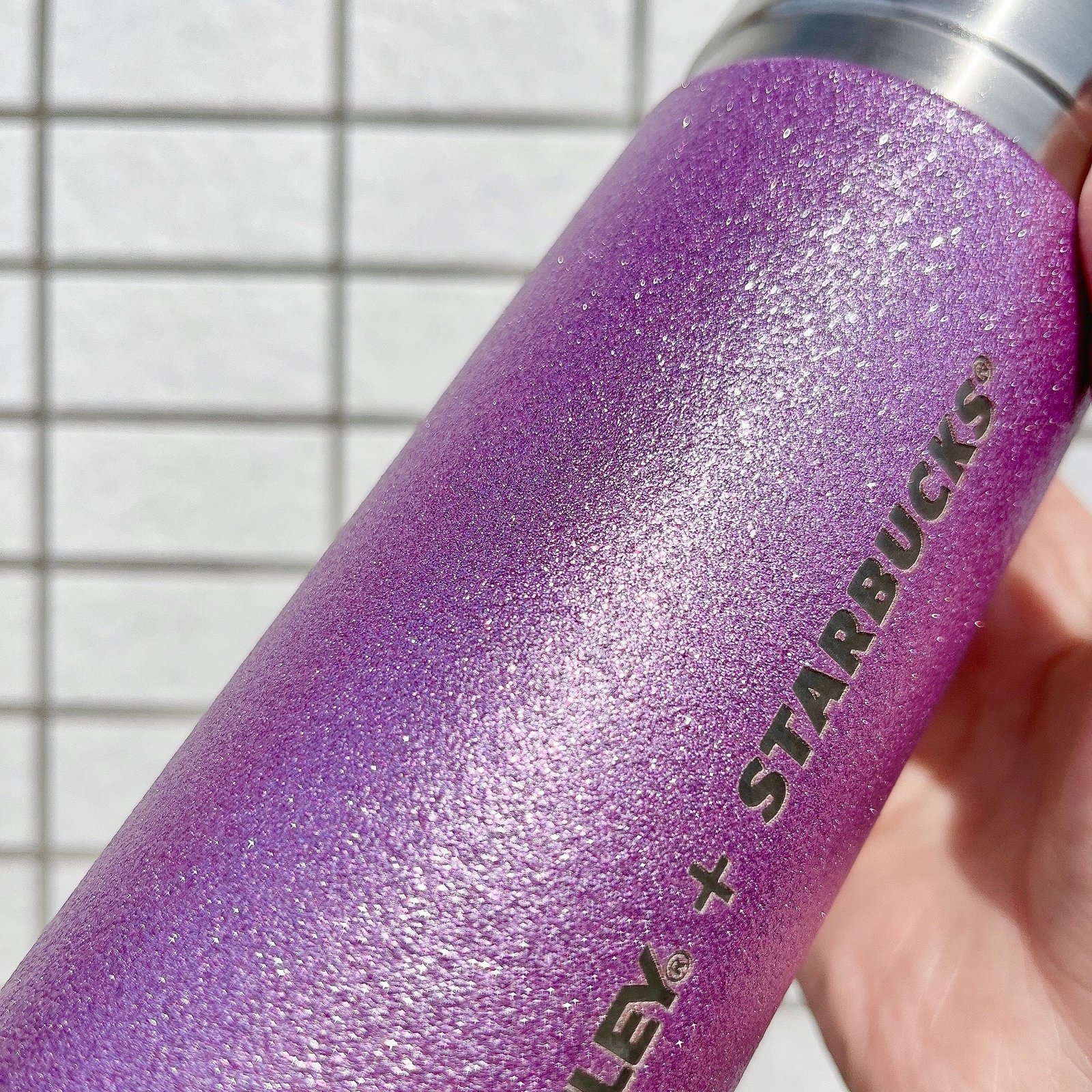 画像・動画】スタバで買える「ステンレスボトルSTANLEYグリッター