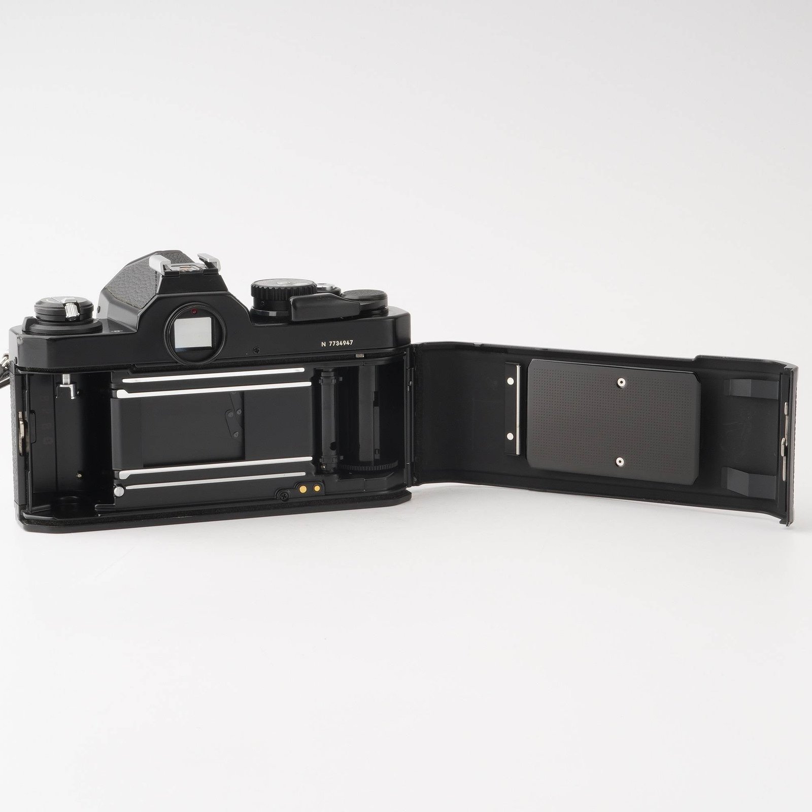 ニコン Nikon New FM2 ブラック 35mm 一眼レフフィルムカメラ