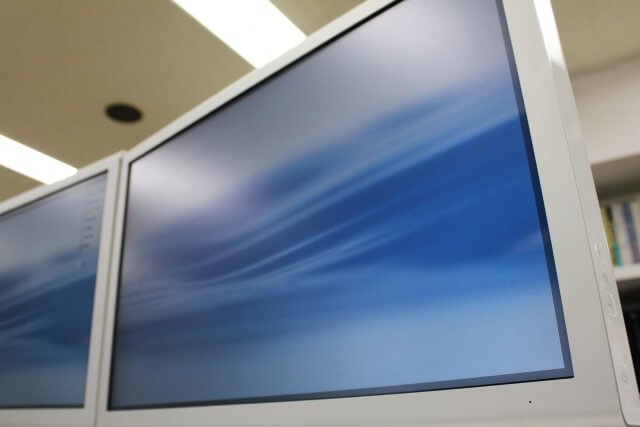 パソコン画面に入った線（横線・縦線）が入った際の原因と対処法11選