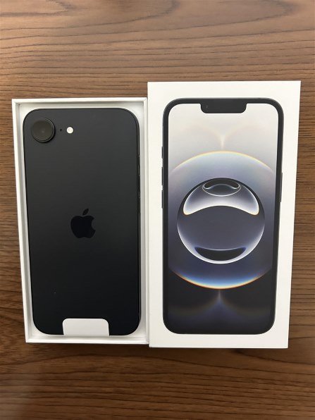 Apple iPhone 16e 128GB SIMフリー [ブラック] 価格比較 - 価格.com