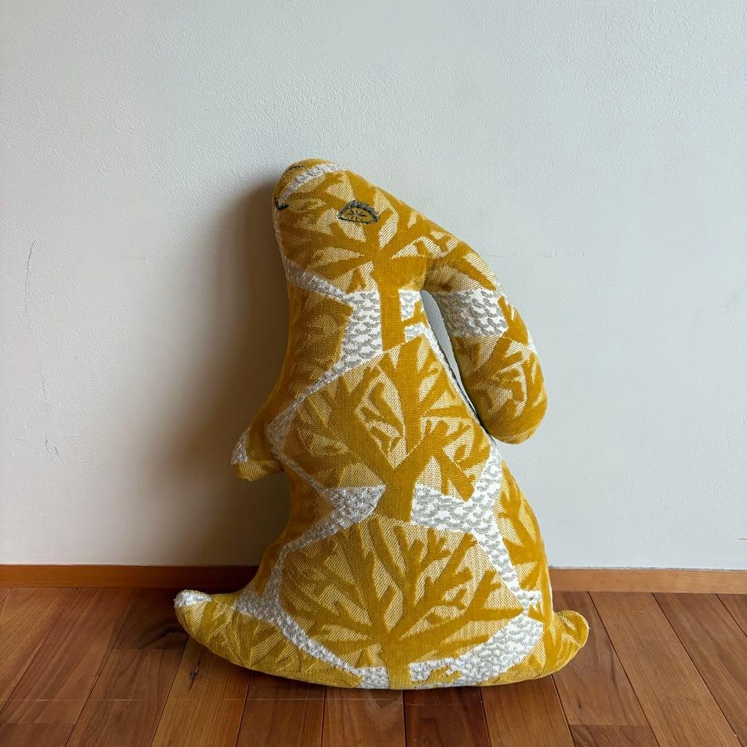 ミナペルホネン usagi cushion ウサギクッション fogland patchwork usagi cushionとkousagi cushion発売のお知らせ。11月26日