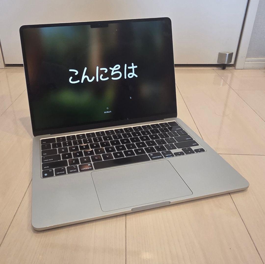 MacBook Air M2 Mid2022 シルバー 8GB 256GBSSD Amazon.com: Apple Mid 2022 MacBook Air with Apple M2 Chip, 13.6