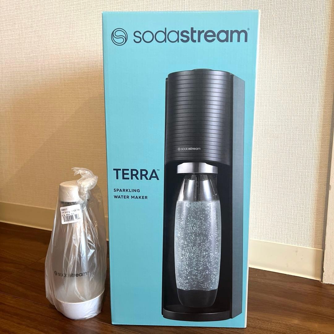 sodastream TERRA 炭酸水メーカー (新品) sodastream（ソーダストリーム） TERRA(テラ)スターターキット 特別