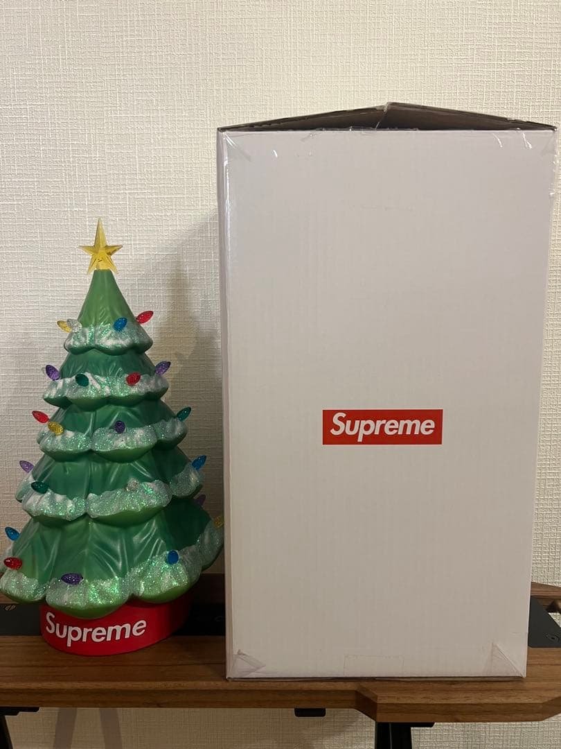 Supremeの15\" Holiday Tree ツリー Fall/Winter 2025 Preview – Supreme