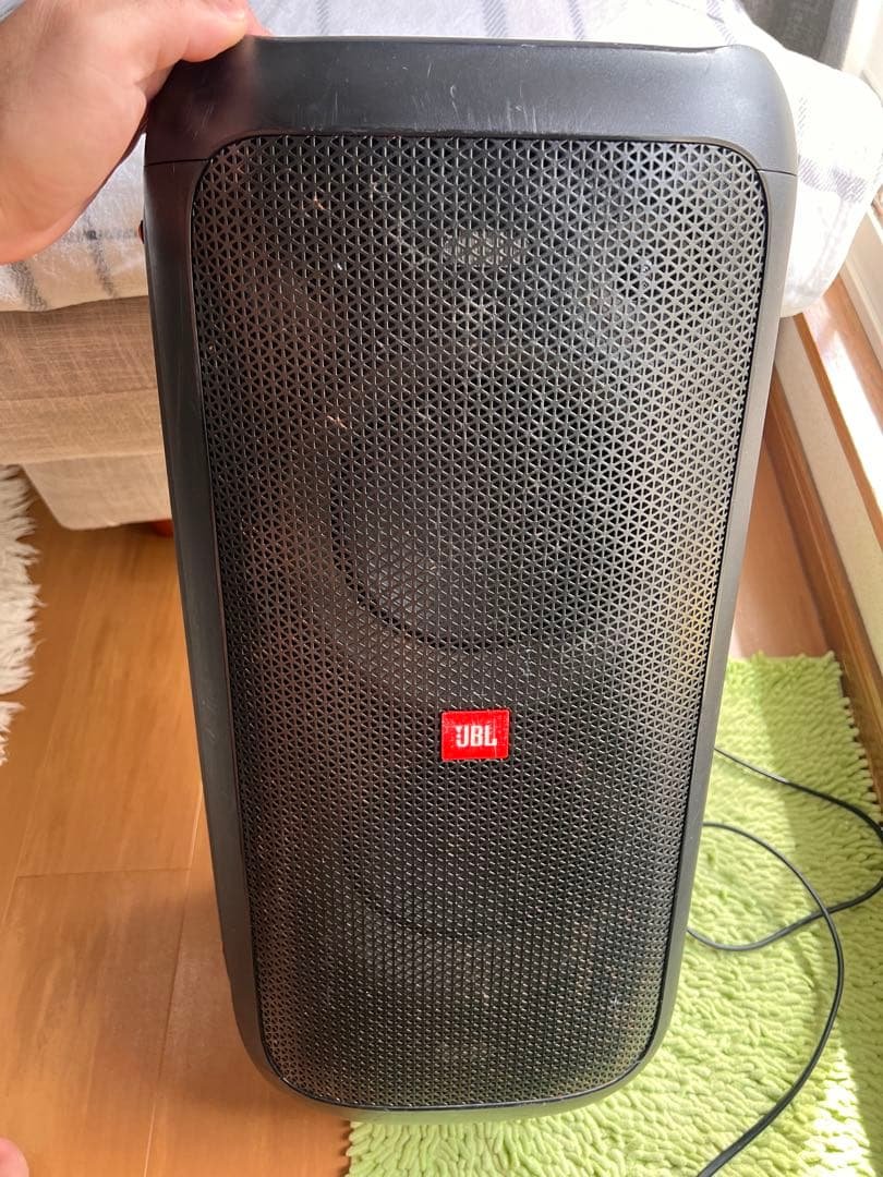 JBL ワイヤレススピーカー 黒 partybox100 Amazon.com: JBL PartyBox 100 - High Power Portable Wireless