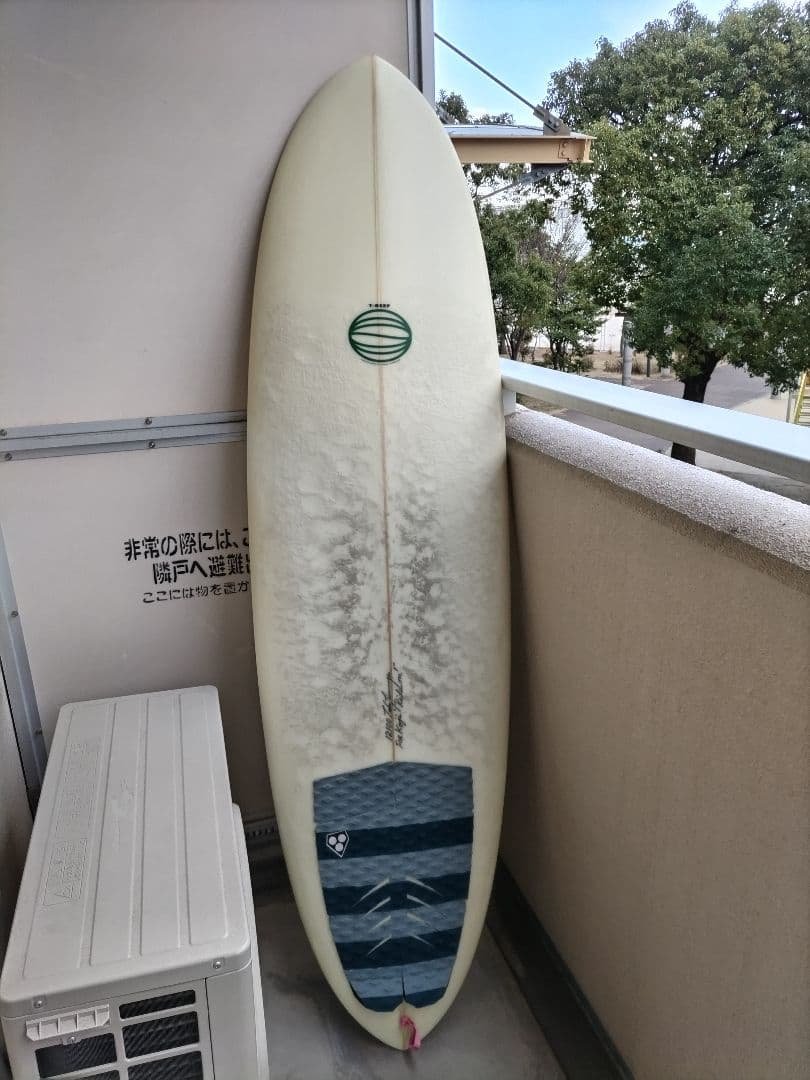 T-REEF ハンドシェイプ サーフボード T-REEF Surfboard | Shape Your Ride