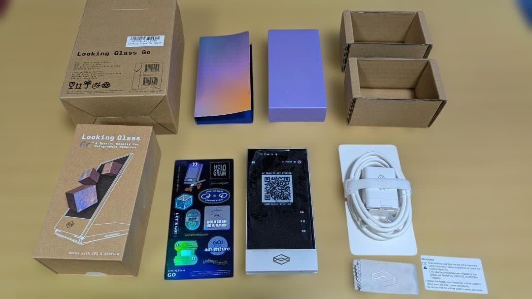 Looking Glass Go ホワイト 6” Light Field developer kit