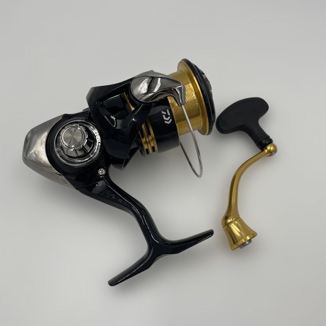 ダイワ(DAIWA) スピニングリール 23レガリス LT3000-CXH Amazon | ダイワ(DAIWA) スピニングリール 23レガリス LT3000-CXH