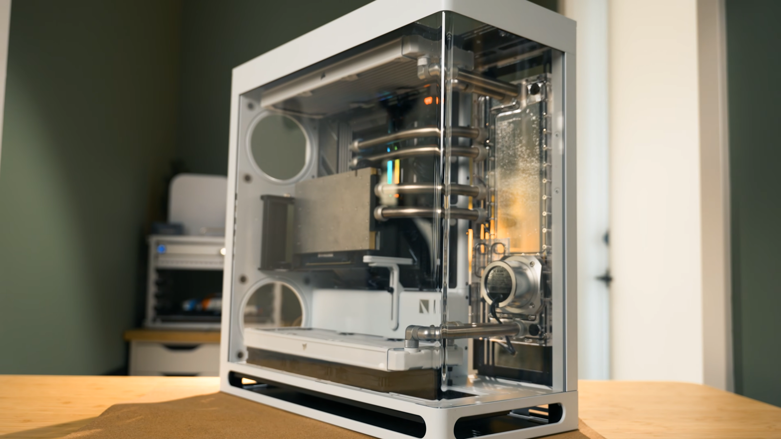 Overclocker takes Intel Core i7-7700K to 7.2GHz using liquid