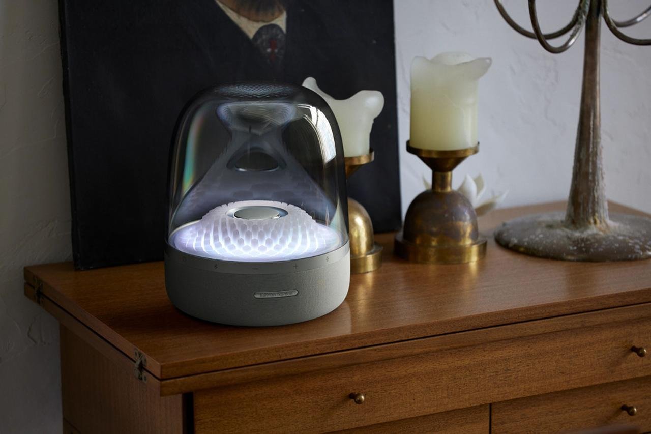 Harman Kardonのドーム型ホームスピーカー「AURA STUDIO 4」に新色